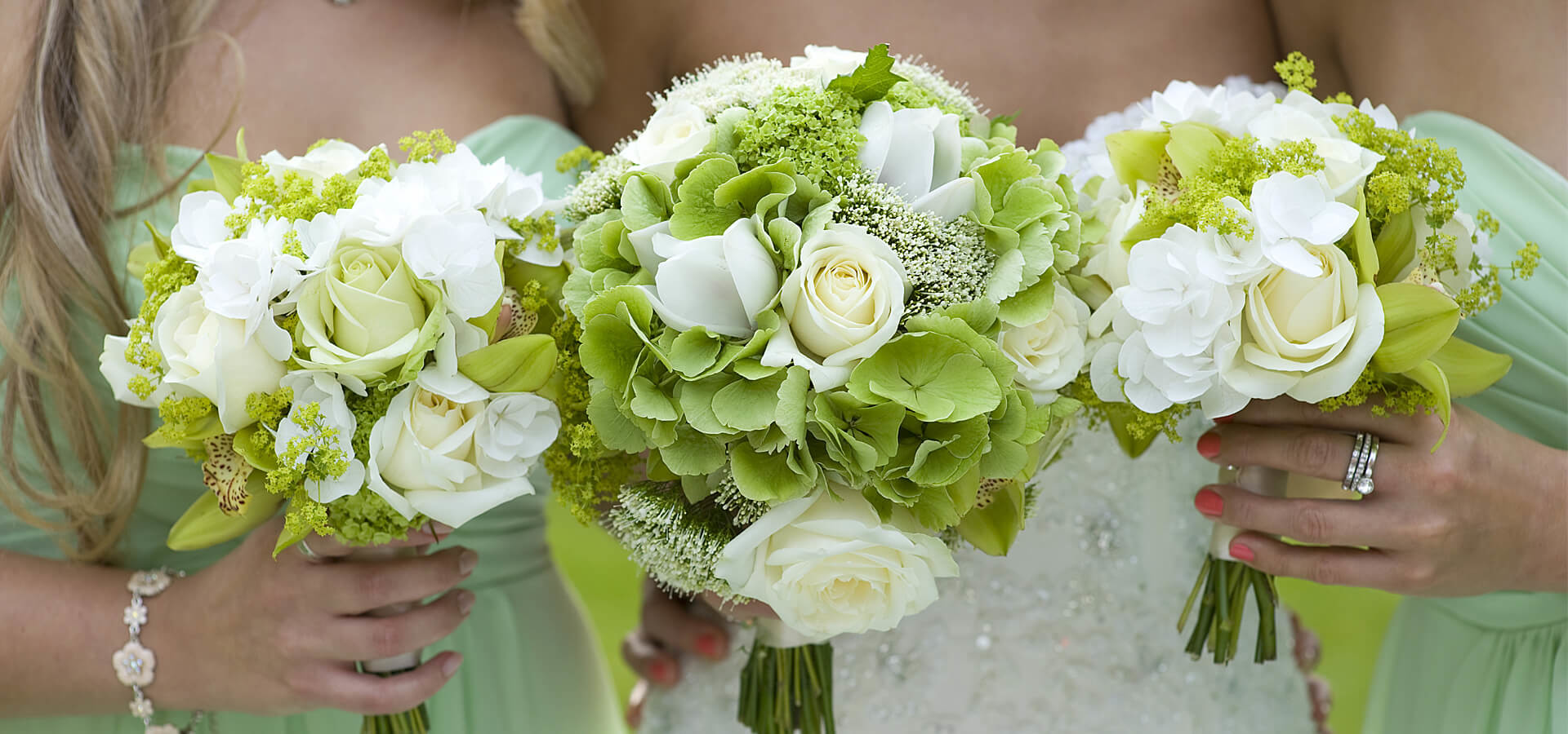 Как правильно организовать свадьбу в зеленом цвете?